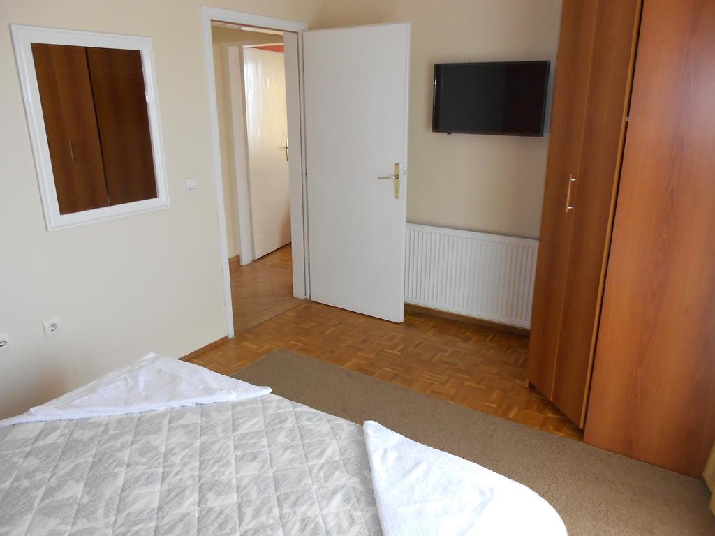 Kompleks Fontana Vladicin Han Luaran gambar