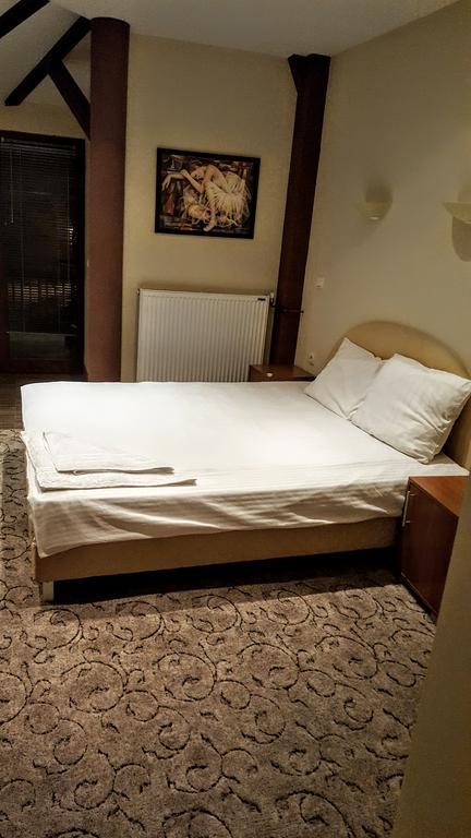 Kompleks Fontana Vladicin Han Luaran gambar